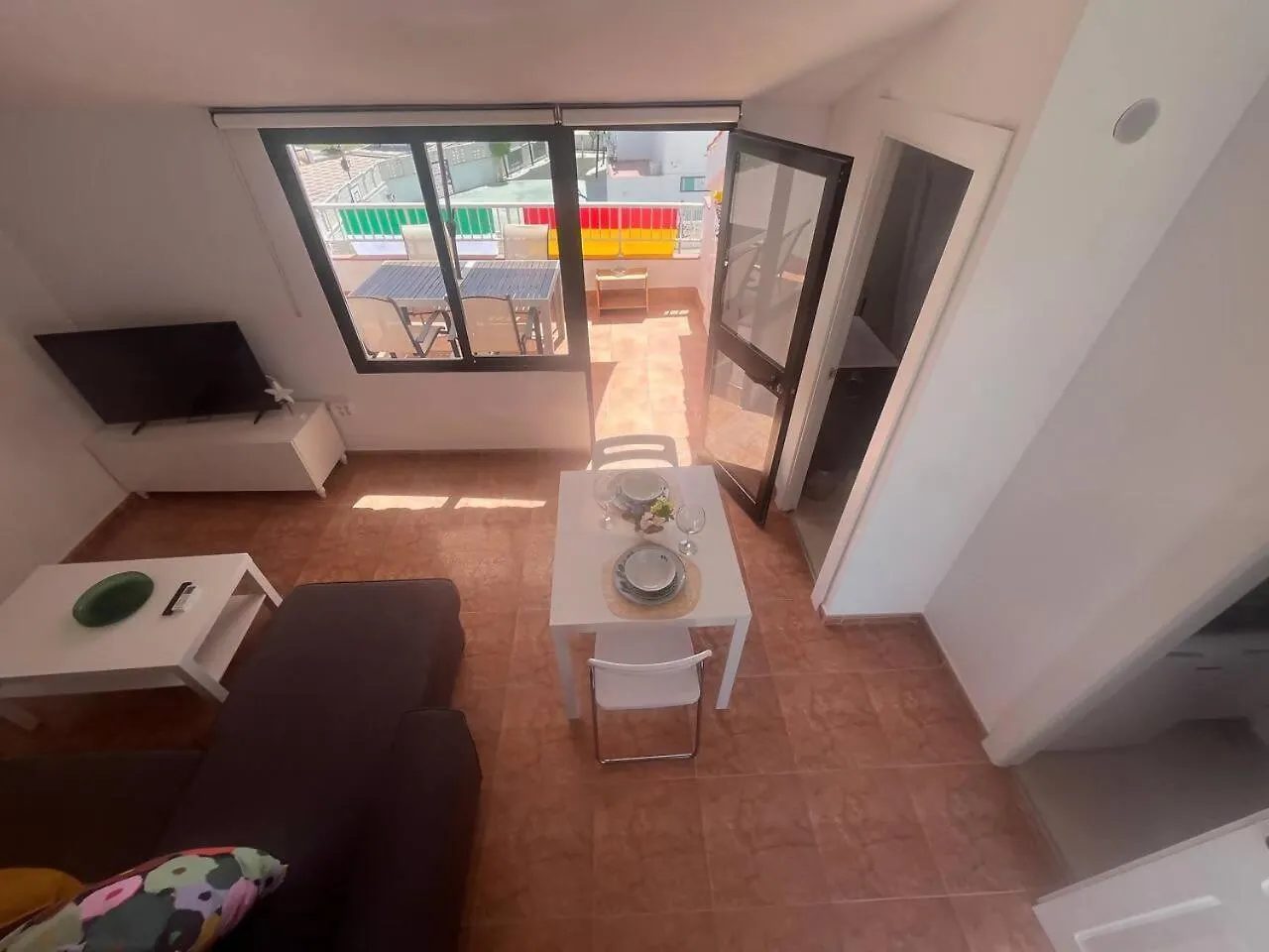 Apartamento Lidia Planta 2, La Carihuela 1ª Linea Playa, Vistas Mar, Buhardilla 1 Dormitorio, 40 M2, 1-3 Huesped, Terraza, Wifi Torremolinos Apartment